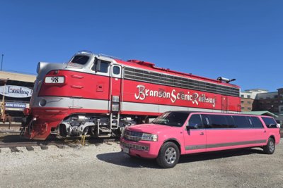 Choosing the Perfect Prom Limo in Springfield MO