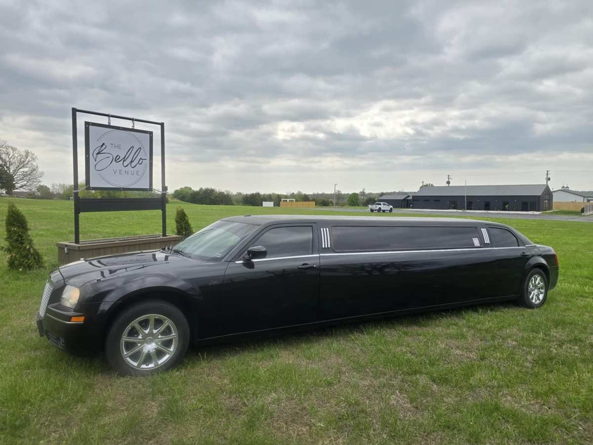 Black Beauty Limo